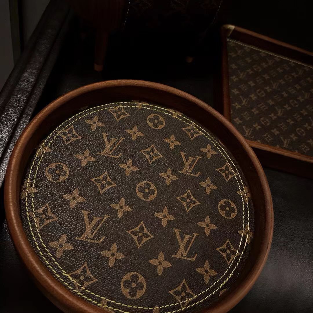 Louis Vuitton LV small rounded tray - Louis Vuitton Tray | Aleppo Gift UAE